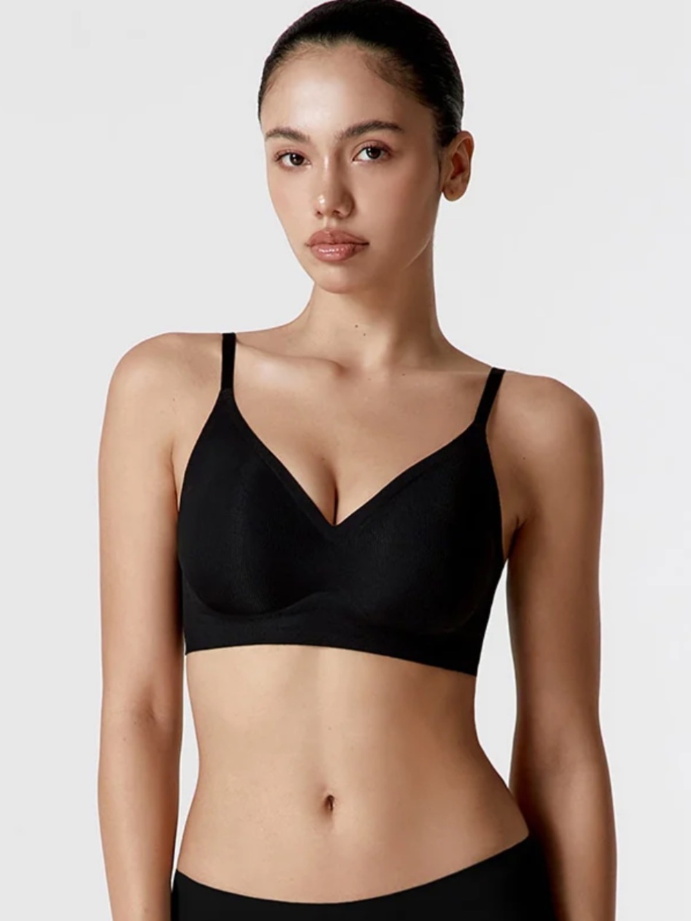 NWT🔖Verish Cool Fit Bra Volume Fit Plus size S, Black
